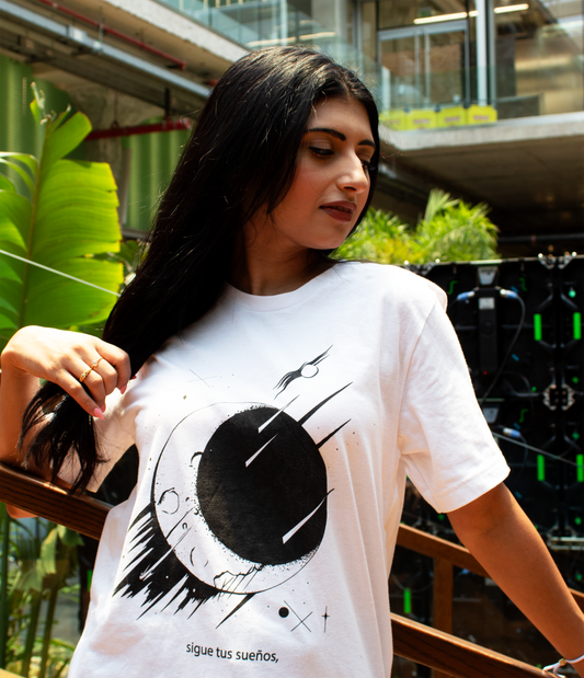 Sigue tus suenos(Follow your dreams) T-shirt