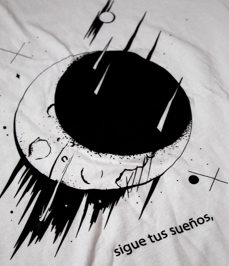 Sigue tus suenos(Follow your dreams) T-shirt